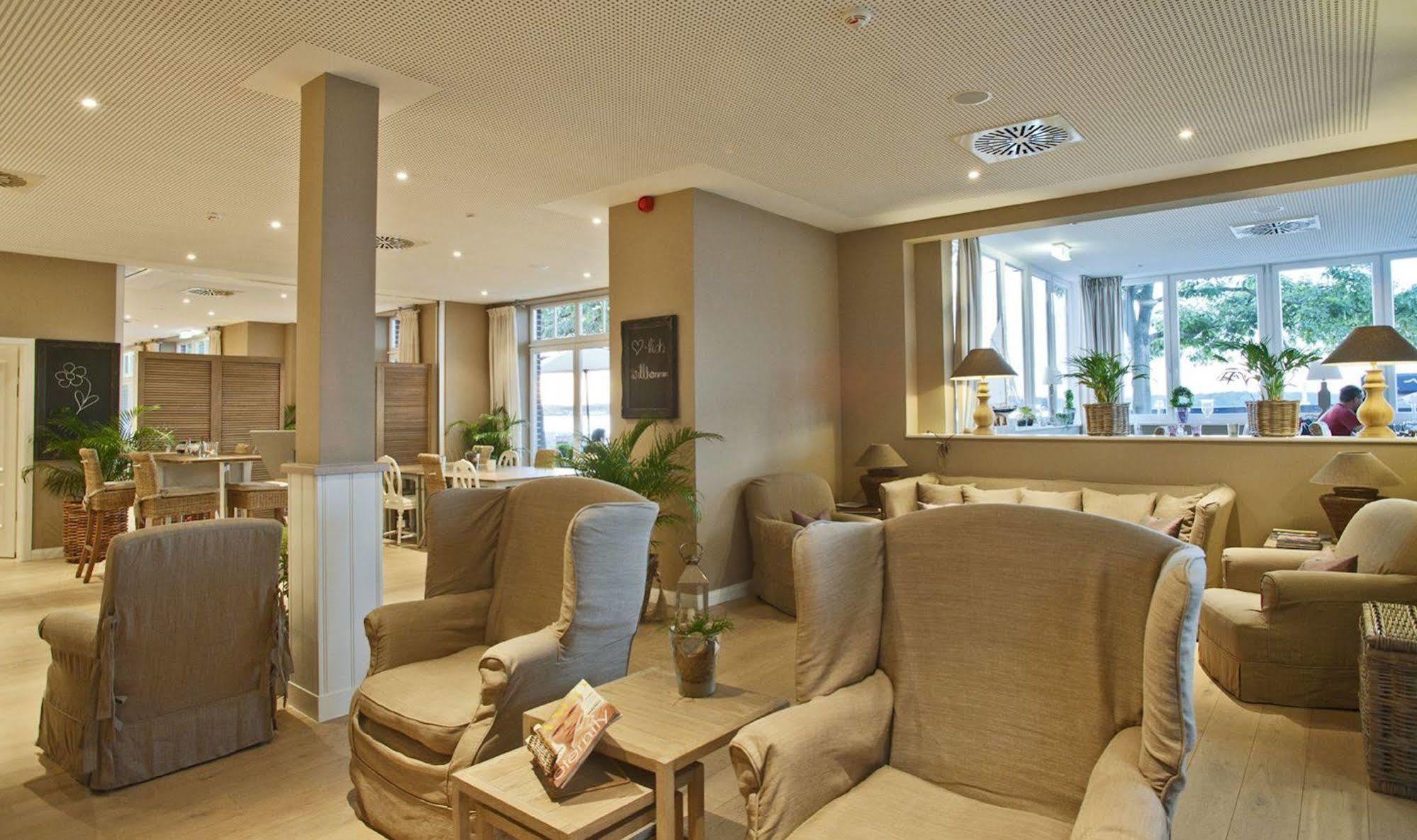 Strandhotel Seeblick, Ostseebad Hotel