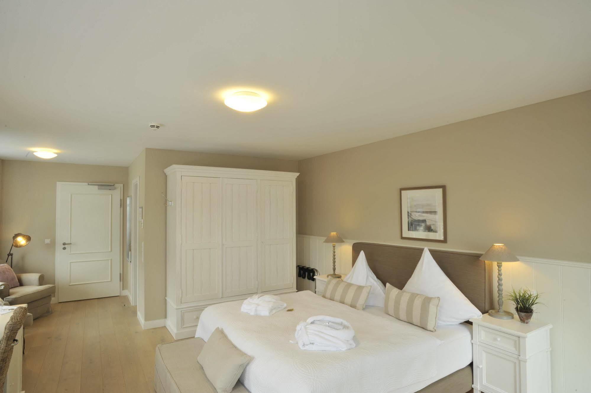 Hotel Strandhotel Seeblick, Ostseebad 4*